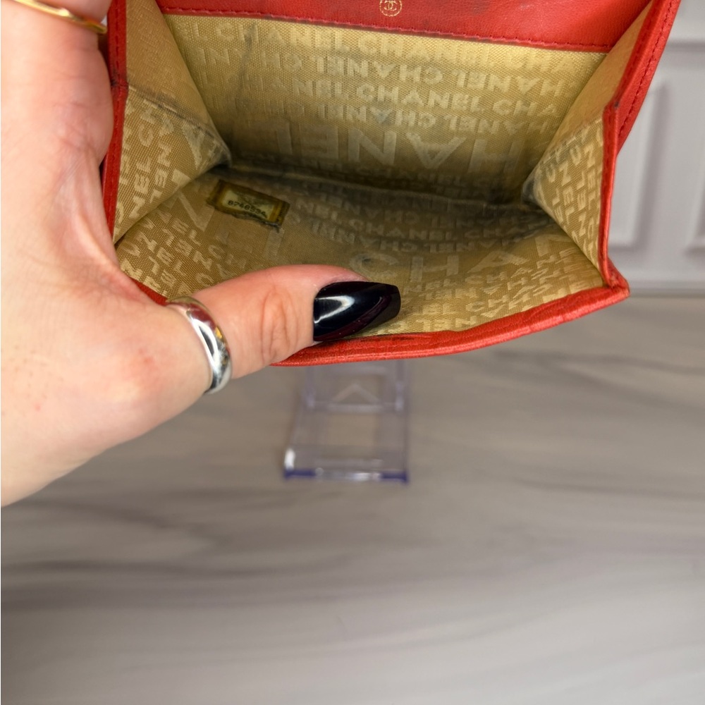 Chanel Icon Line Coral Pink Lambskin Compact Wallet - Picture 7 of 9